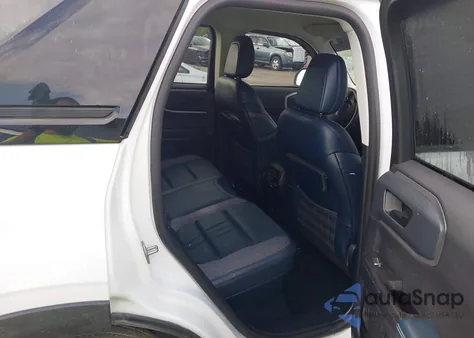 2021 Ford Bronco Sport Outer Banks z USA, uszkodzony, nr VIN 3FMCR9C68MRA95853